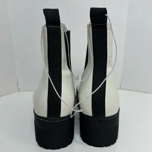 Mia Cayson Platform Chelsea Boot White NEW Size 9.5 Women’s - Picture 4 of 9